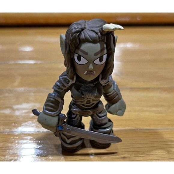 Funko Mystery Mini Vinyl Figure - Warcraft Movie - GARONA in Armor (3 inch) - Picture 1 of 4